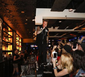 Rock For Freedom feat. Papa Roach at Lucky Strike Hollywood - photo Alex Kluft