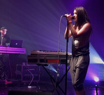 MODERNS live review - photo heather allen