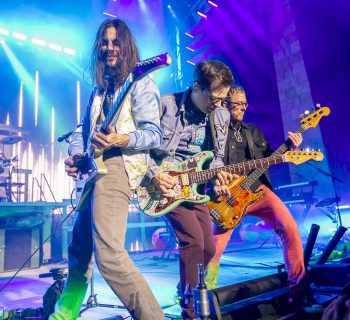 Weezer Santa Barbara Bowl photo by Tom Long