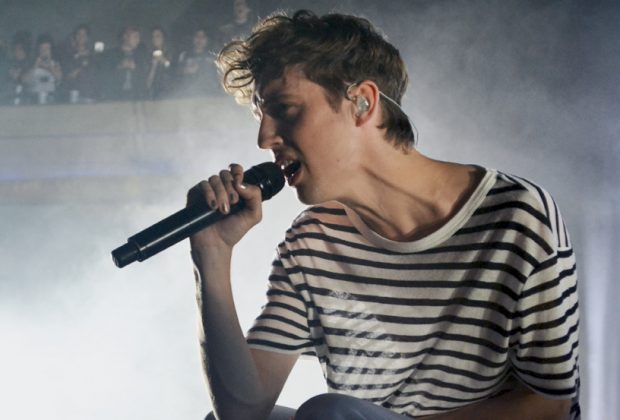 Troye Sivan at Hollywood Palladium - photo by Siri Svay