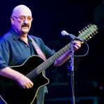 Dave Mason at Santa Barbara Bowl - photo by Tom Long