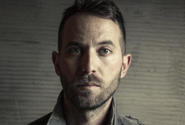 Mondo Cozmo cover story - photo credit; Travis Shinn