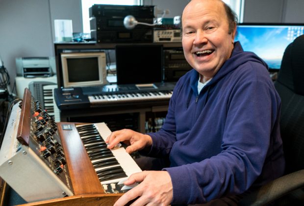 Bob Moog Foundation - minimoog raffle signed by Jan Hammer