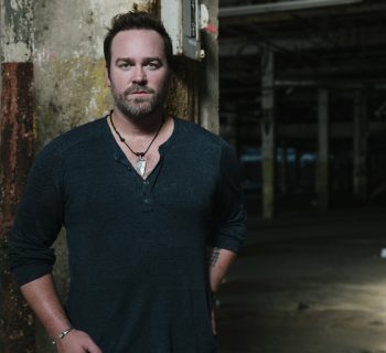 SESAC signs Lee Brice