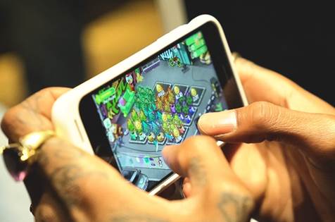 Wiz Khalifa releases mobile game