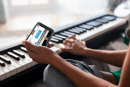 Roland - Free Online Piano Lessons