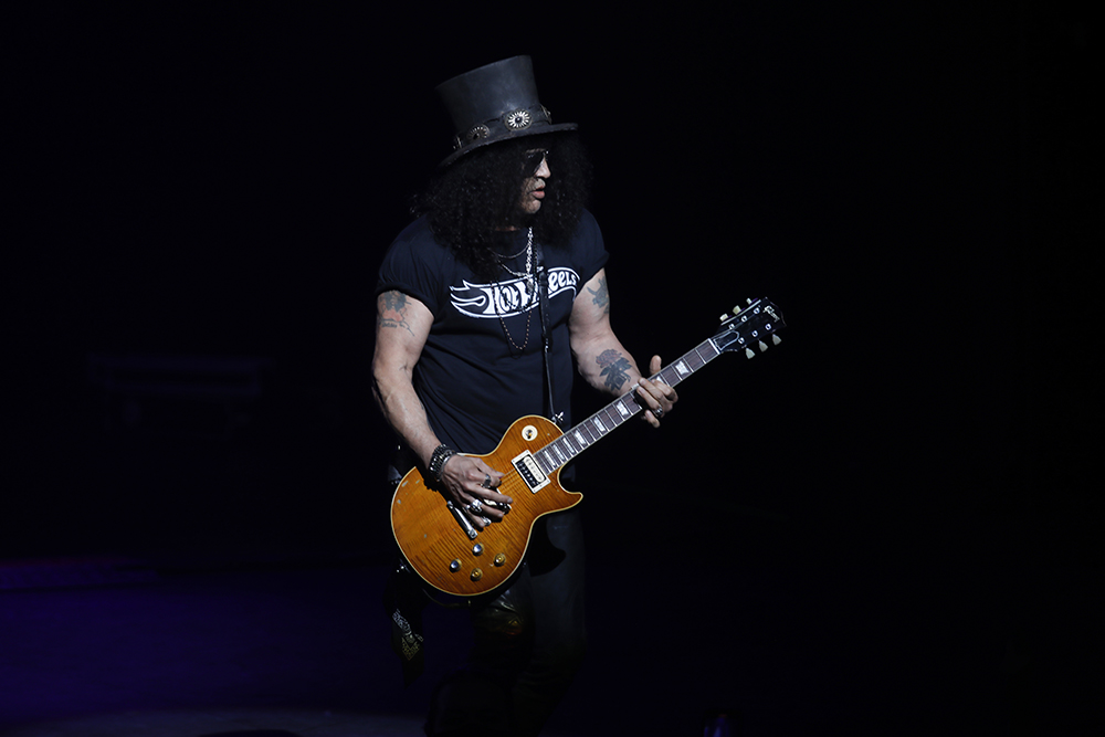 Slash Featuring Myles Kennedy: The River Is Rising Tour - Side Stage  Magazine