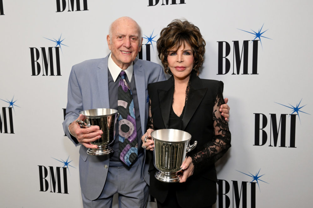 Carole Bayer Sager and Mike Stoller Honored at BMI Pop Awards | SIKMIK